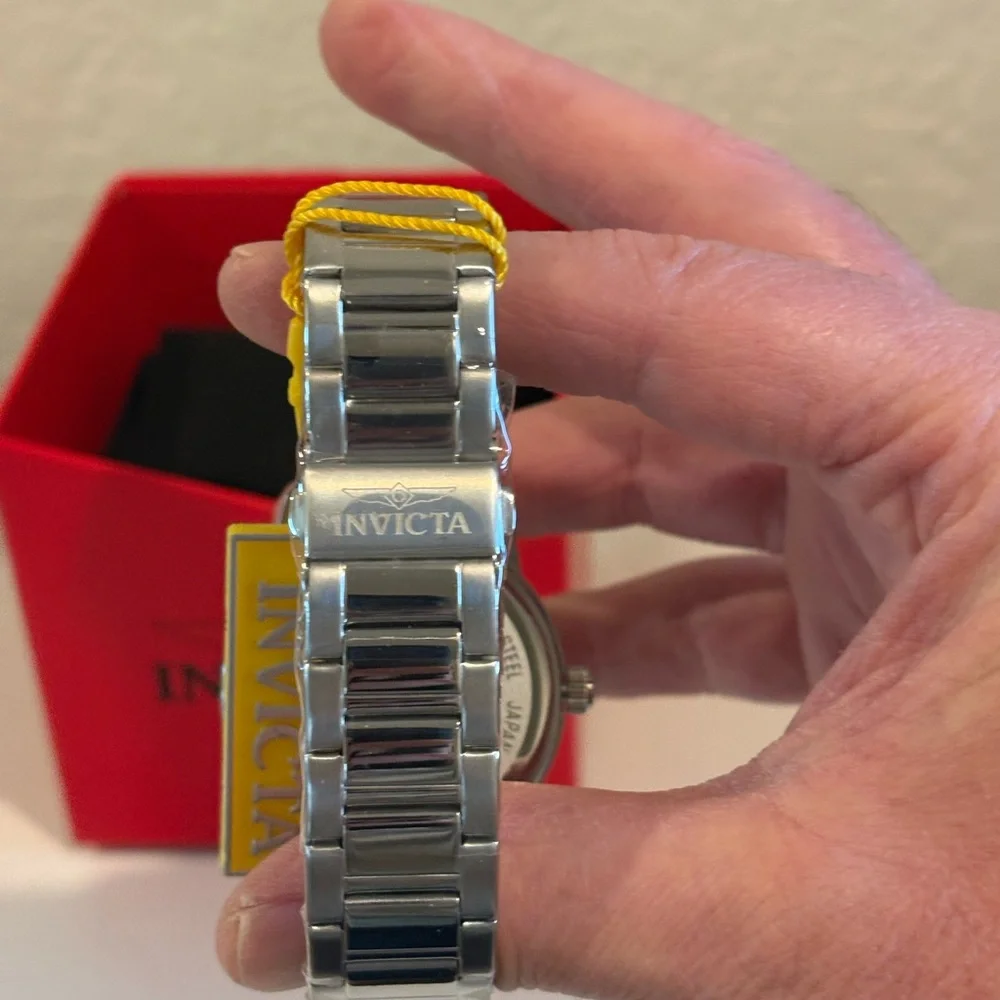 Invicta elegant watch